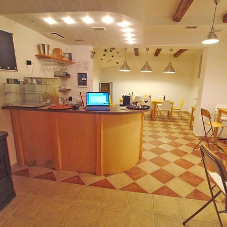 Paklenica Sport Apartments Starigrad Paklenica Esterno foto