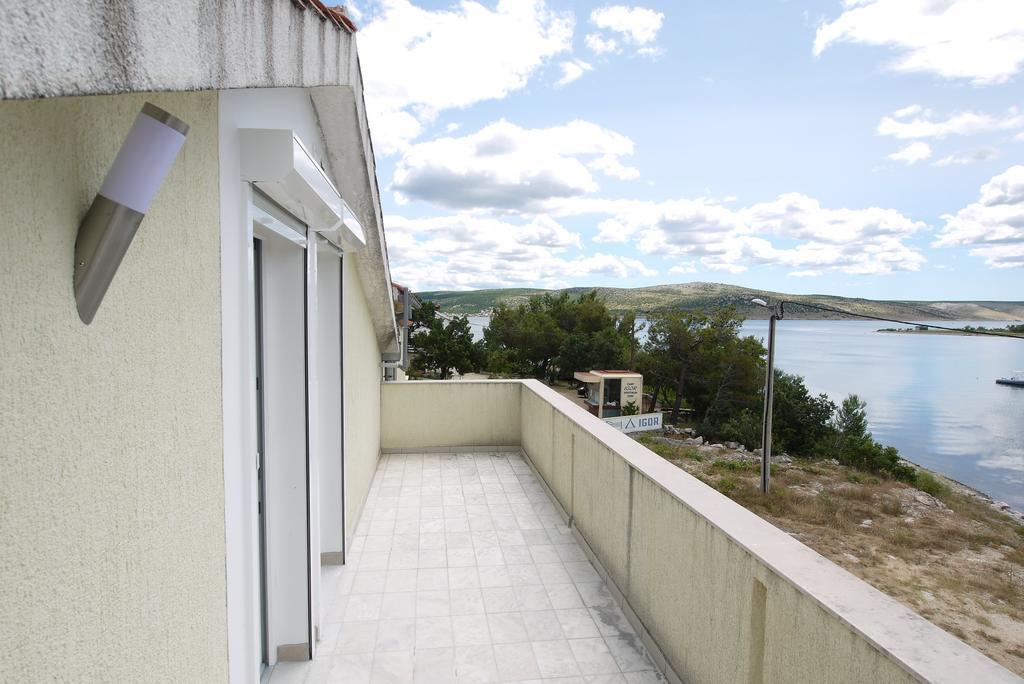 Paklenica Sport Apartments Starigrad Paklenica Camera foto