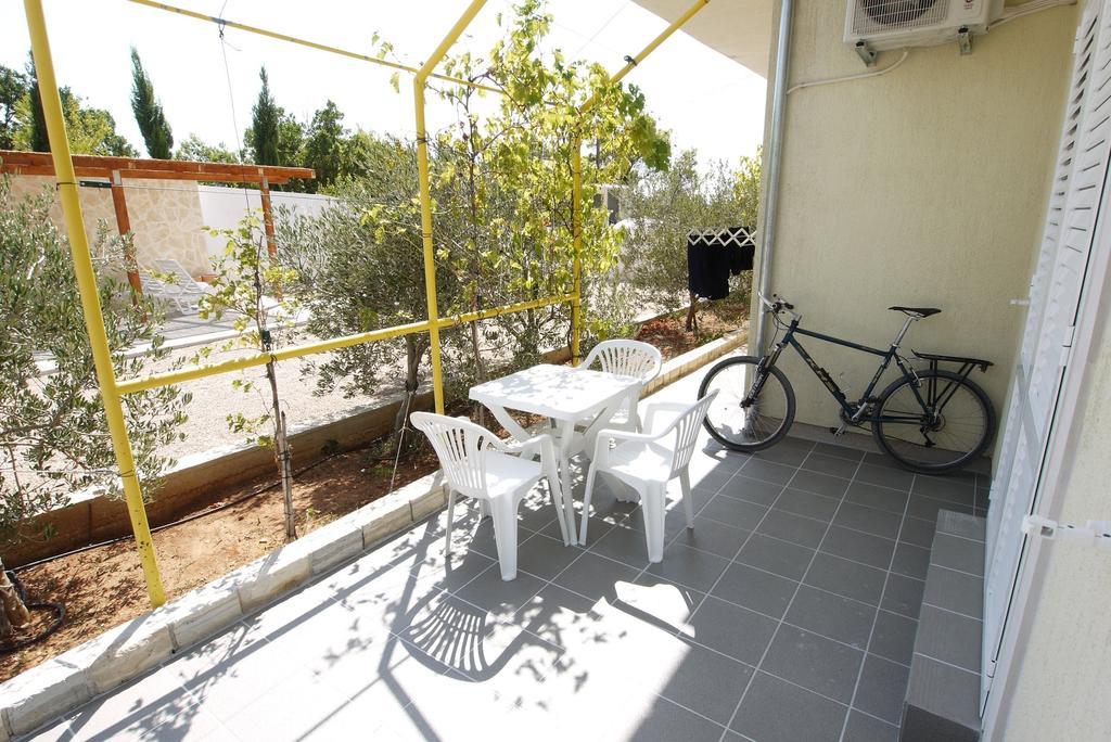Paklenica Sport Apartments Starigrad Paklenica Camera foto