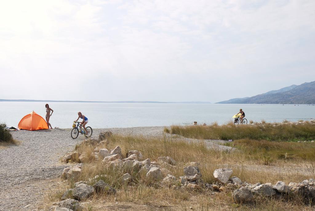 Paklenica Sport Apartments Starigrad Paklenica Esterno foto